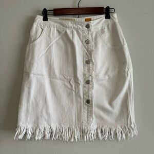 White denim skirt